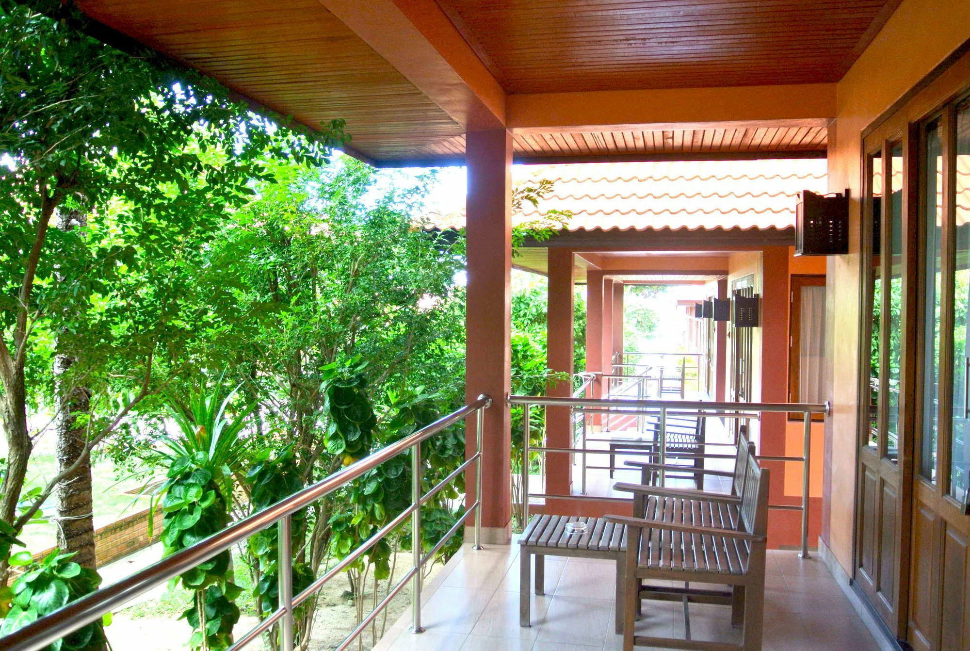 Ps Thana Resort Choeng Mon Екстериор снимка